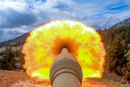 FEEL THE FIRE: An M1A2 Abrams tank fires as Montana National Guard and British soldiers train together at the Limestone Hills Training Facility in Townsend, Mont., May 16. The training event, which helped British troops prepare to transition to the Challenger 3 tank currently in production, served to enhance readiness, build stronger allied partnerships an dproject lethality on the battlefield. Photo courtesty 1-3rd Public Affairs Det.